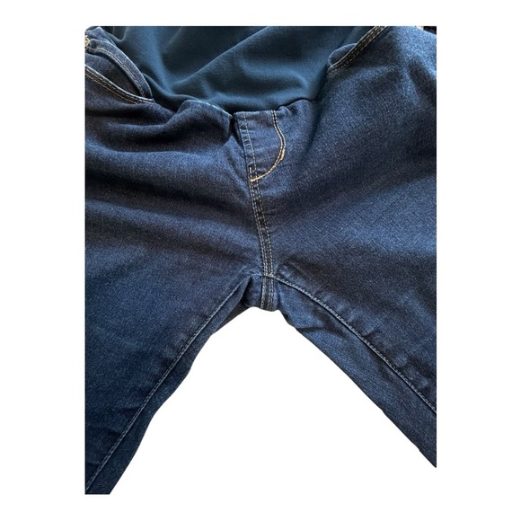 Articles Of Society Maternity Jeans - Size 31 - Picture 14 of 16